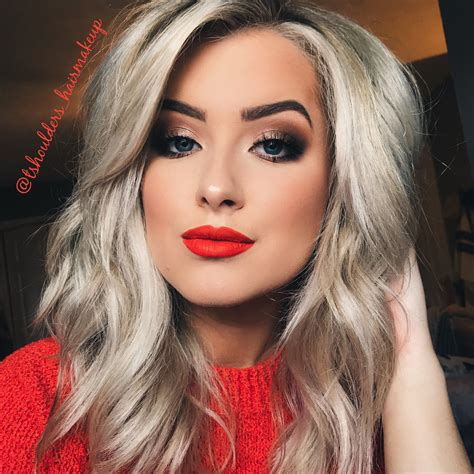 Classic Makeup Red Lip Blonde Hair Blonde Hair Red Lips Red Lipstick Cloud Hot Girl