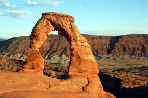 2 Killed 1 Injured After Falling From Utahs Delicate Arch
