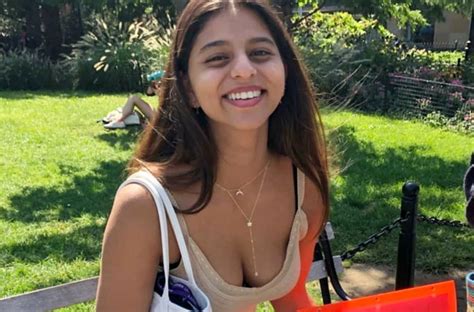 Check Out Shah Rukh Khan S Daughter Suhana Khans Powerful Reply To Trolls Calling Her Kaali