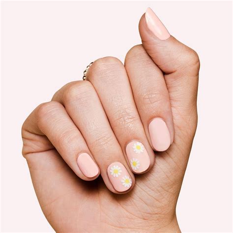 Nude Nails Daisies For Days A Pinkish Base With Daisy Nail Stickers