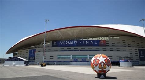 유벤투스 관심받는 지루, 첼시 잔류 택했다골닷컴. UEFA 챔피언스리그 결승전 '토트넘 vs 리버풀'...손흥민 선발 ...