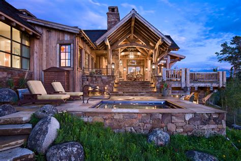 18 Formidable Rustic Homes That Will Make You Jealous Of The Owners