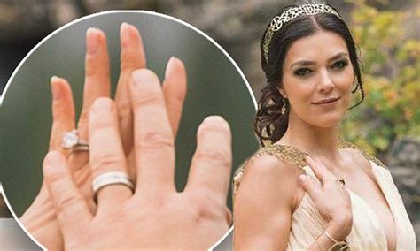 Adrianne Curry Of Americas Next Top Model And Husband Matthew Rhode Flash Their Wedding Rings