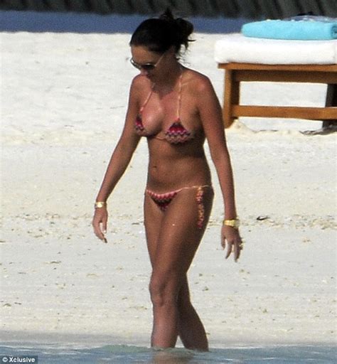 Tamara Ecclestone Puts Her Body Art On Show During Beach Holiday