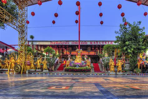 Chinese temple | Chinese temple, Phitsanulok. DSCN7669_70_71… | Flickr