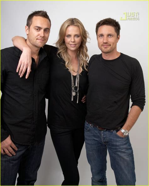 Stuart Townsend Charlize Theron Is My Wife Photo 585361 Photos