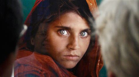 Nat Geos Iconic Afghan Girl Held By Pakistan For Id