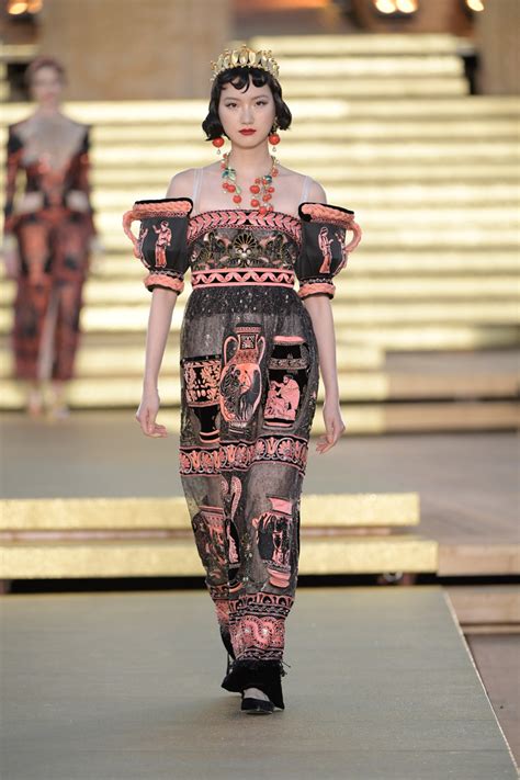 Autumn Winter 2019 Couture Dolce Gabbana VOGUE Dolce Gabbana
