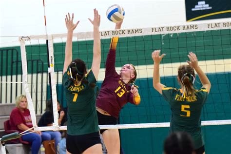 Riverview Volleyball Topples Flat Rock W Photo Gallery The News Herald