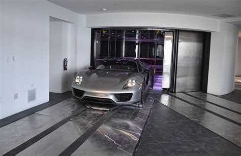 Una torre que fue terminada en 2016 y construida por. Porsche Archives - LUXUO