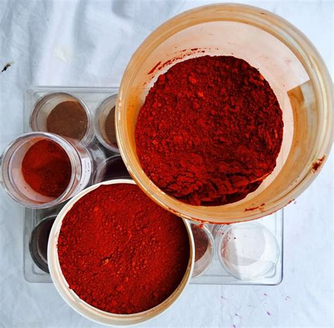 POZZUOLI RED PIGMENT | Red pigment, Pigment, Color mixing chart