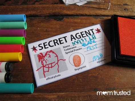 A child id card can include the name and photo of child, address, date of birth, hair and eye color, weight. Secret Agent ID Card - Free Printable! | Spy party ...