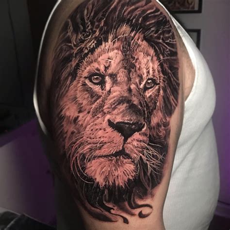 lion-tattoo-@javiertattoos-lion-tattoo,-tattoo-work,-animal-tattoo