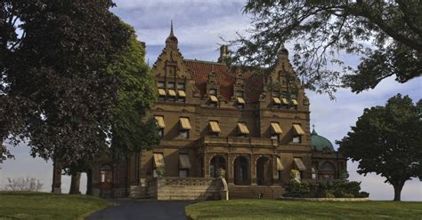 The Pabst Mansion Sits At 2000 Wisconsin Avenue In Milwaukee