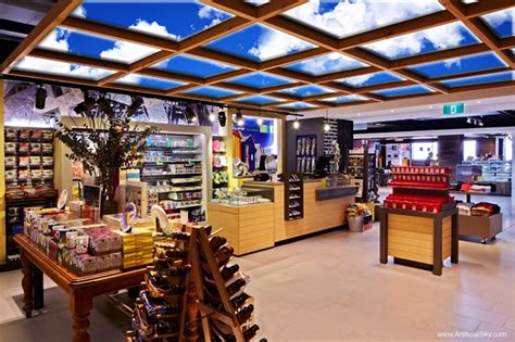 Custom store fixtures and retail trends. Ceiling Ideas - Artificial Sky