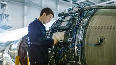 Aviation Engineer What Is It And How To Become One