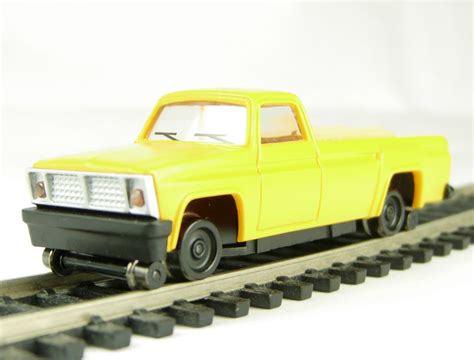 It would be no different if the truck didn't have ram boxes. Quick facts about One Way Pickup Truck Rental With Hitch