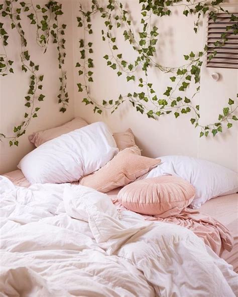 Pink Bedroom Accents Aesthetic Rooms Room Inspiration Bedroom Decor