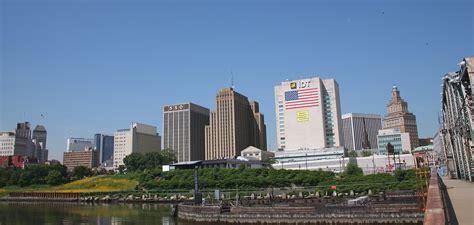 The Newark Skyline Newark Is A New Jersey City Home To Ne Flickr