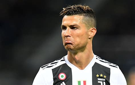 He's considered one of the greatest and highest paid soccer players of all time. Cristiano Ronaldo aceptó que pagó a presunta víctima de ...