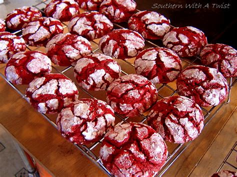 It has the signature red color for a pretty presentation in your red velvet cupcakes, cakes or cake pops. Southern With A Twist: Red Velvet Crinkle Cookies