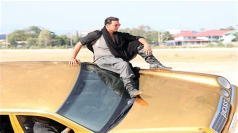 Akshay Kumar To Jump From Mumbais Tallest Building For Boss India Today