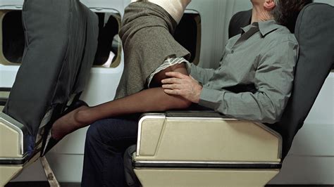 This Is What Its Like To Join The Mile High Club According To Members