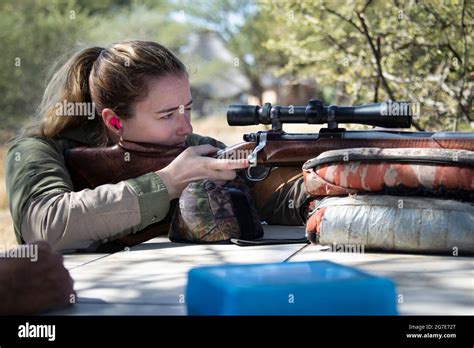 Woman Shooting Gun Hi Res Stock Photography And Images Alamy