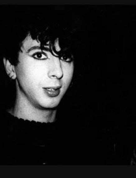 Pin By Mayloni Minchew On Magnificent Marc Almond Marc Almond Guy