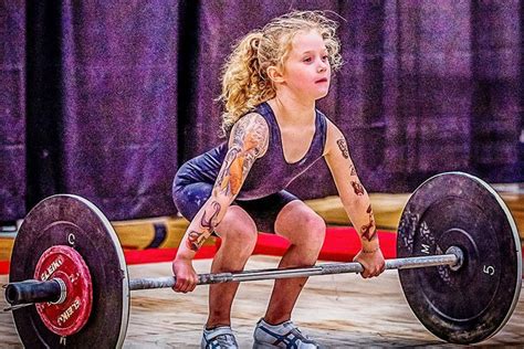 Video 7 Year Old In Canada Dubbed The Strongest Girl Ever After 80kg