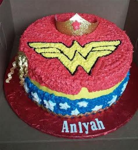 Wonder Woman Themed Birthday Cake Cakecentral Com