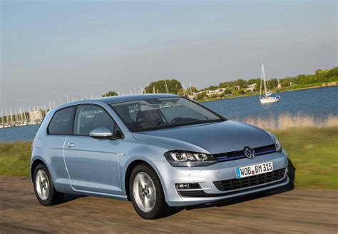 2014 Volkswagen Golf Tdi Bluemotion Pictures Mpg And Price