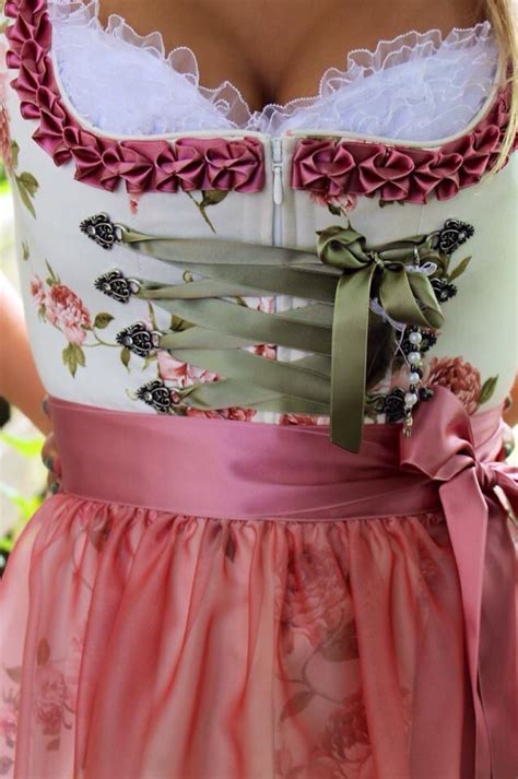 Pin Von Nadine H Auf Dirndel Dirndl Trachten Dirndl Oktoberfest Dirndl