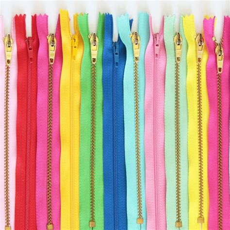 Types Of Zipper Type Sizes Parts And Measuring Zippers Treasurie