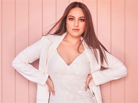 Sonakshi Sinha On Gaining And Losing Weight For Double Xl 1