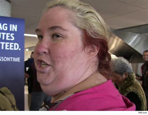 Mama June Passes Out Rushed To Hospital