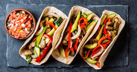 Here are some fast dinner ideas ready in 15 minutes. 25 Easy Tuesday Night Dinner Ideas - Insanely Good