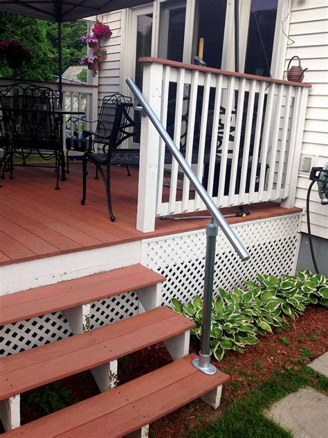 21 Deck Railing Ideas And Examples For Your Home Outside Stair Railing