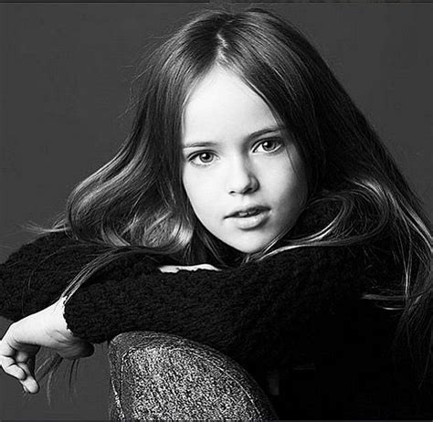 Kristina Pimenova Considerada La Niña Más Hermosa Del Mundo Se