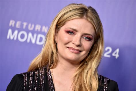 The O C S Mischa Barton Speaks Out About Trauma From Teen Stardom