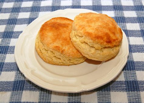 Southern Ladys Recipes Buttermilk Biscuits