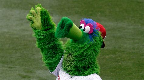 What Does The New Phillie Phanatic Look Like Here Are All The Changes