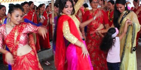 Teej Dancing In Sari Photo Of Nepali Girls