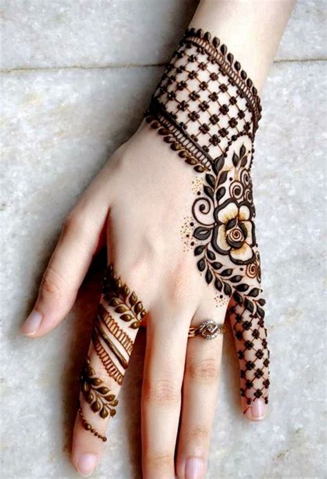 100 Unique And Perfect Piece Of Latest Mehandi Designs That Will