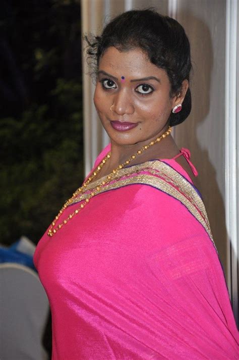 Beautiful Indian Aunties In Saree Amazing Photo Galle