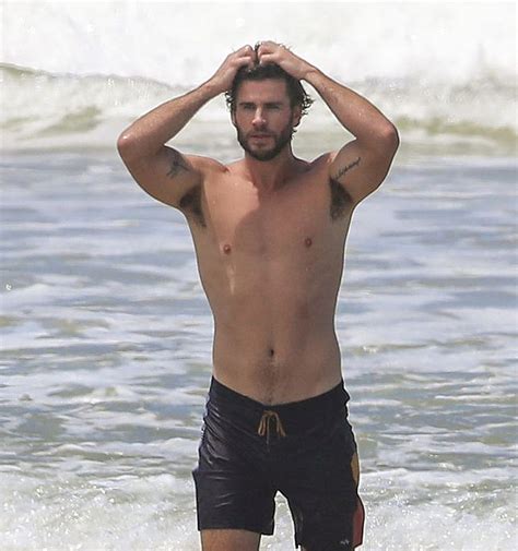 Mrvvip Official Liam Hemsworth Shirtless Beach My Xxx Hot Girl