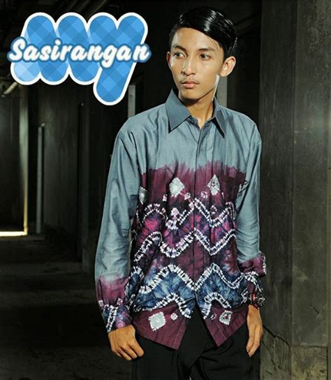 Batik sasirangan bisa digunakan dalam berbagai kesempatan. Top Desain Baju Couple Sasirangan | 1001desainer