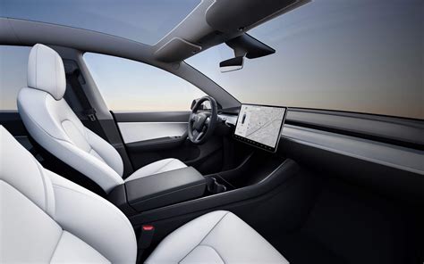 Tesla unveiled it in march 2019, started production at its fremont plant in january 2020 and started deliveries on. Model Y | Tesla