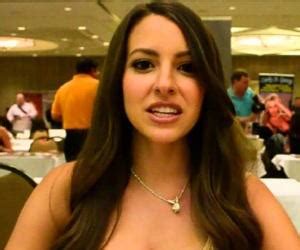 Shelby Chesnes Bio Facts Family Life Of Model Actress