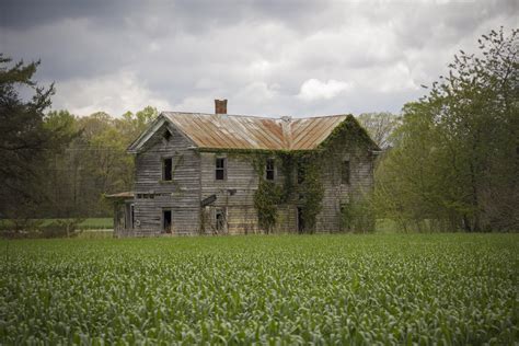 Abandoned Farmhouse Off The Potomac 5184x3456 Creepy